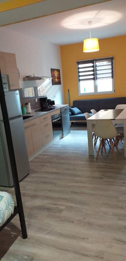 La Riviera Apartment La Fere ภายนอก รูปภาพ